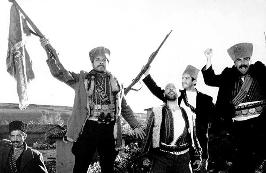 Milli Mücadele'yi konu alan tüm filmler haber ya da o günün koşulları içinde çekilen belgesel nitelikte filmlerdir.