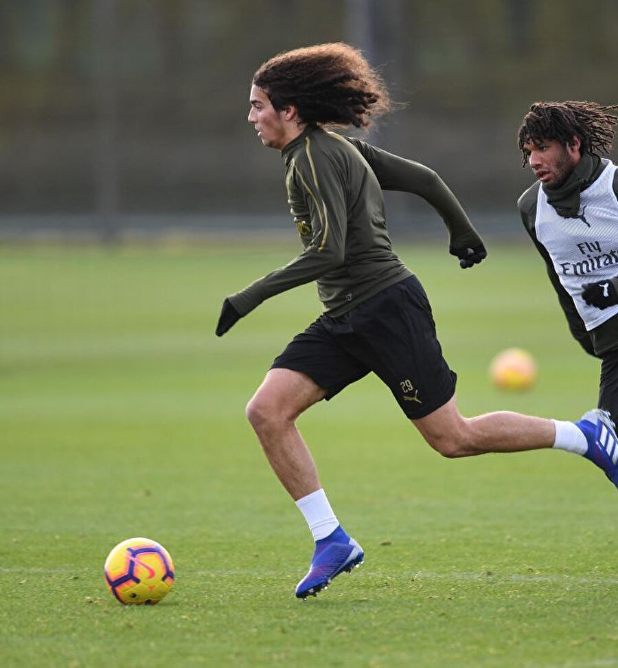 Elneny için büyük yarış