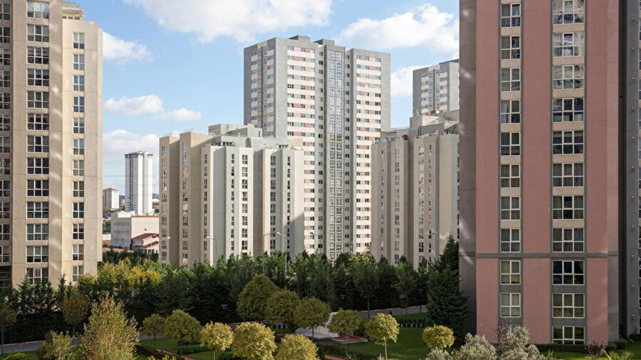 Kontrolden çıkan site aidatları 8 bin lirayı buldu