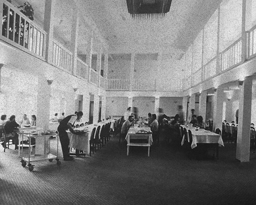 Sanatoryum’da Restoran (Kaynak: Bursa Belediye Arşivi)
