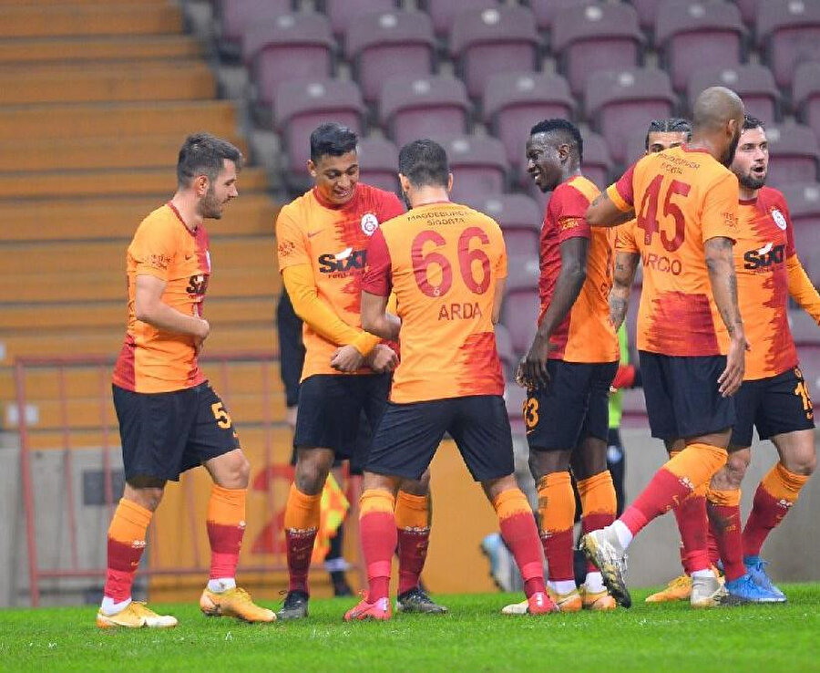 Galatasaraylı Mustafa Muhammed'e soruşturma şoku!