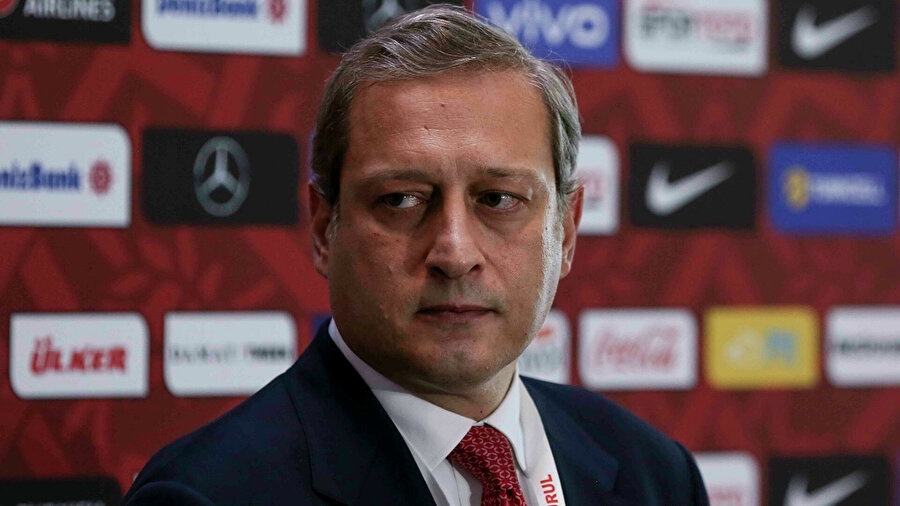 Galatasaray Başkanı Burak Elmas, Campos ile anlaştıklarını açıkladı.