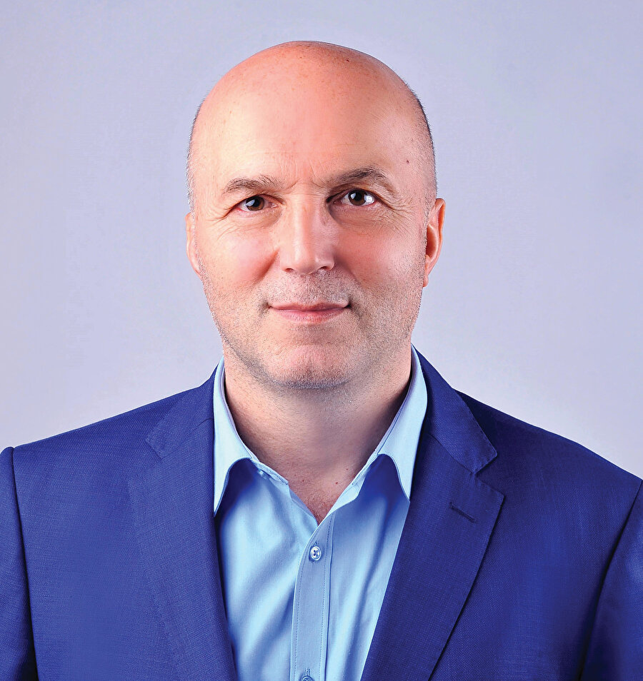 Prof. Dr. Ahmet Ulusoy - Beykent Üniversitesi İ.İ.B.F. İktisat bölümü öğretim üyesi.