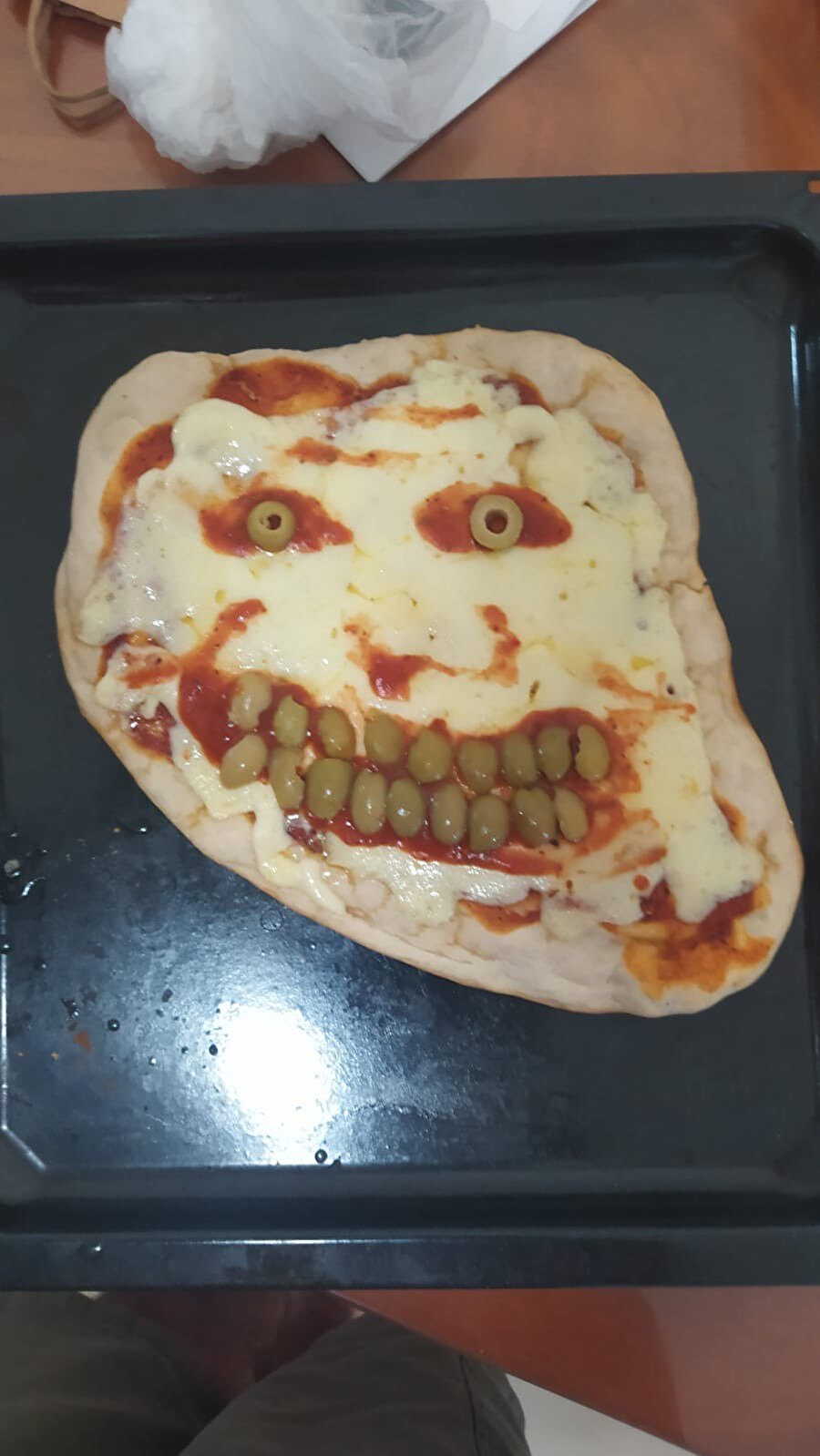 Sanatsal pizza