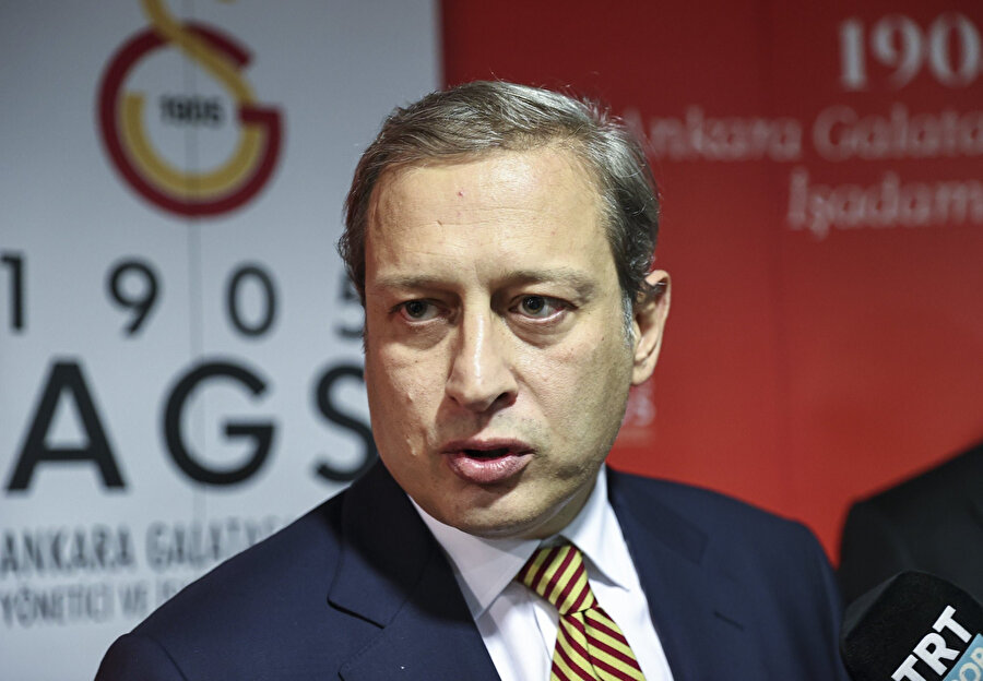 Galatasaray Başkanı Burak Elmas, Gedson Fernandes transferiyle ilgili konuştu.