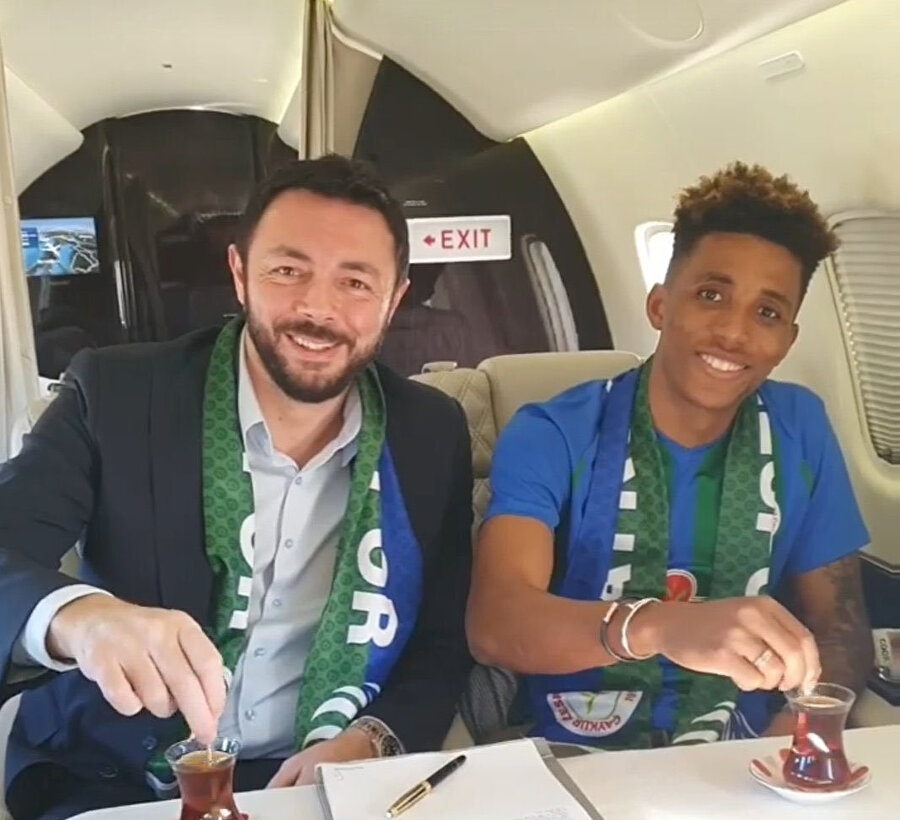 Gedson, formayı giydi