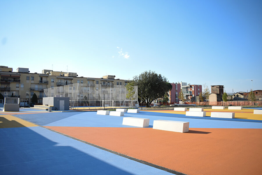 Playground MacroLotto Zero, PIU Prato kentsel dönüşüm projesinin yeniden kullanım müdahalelerinden biri olarak planlanıyor.