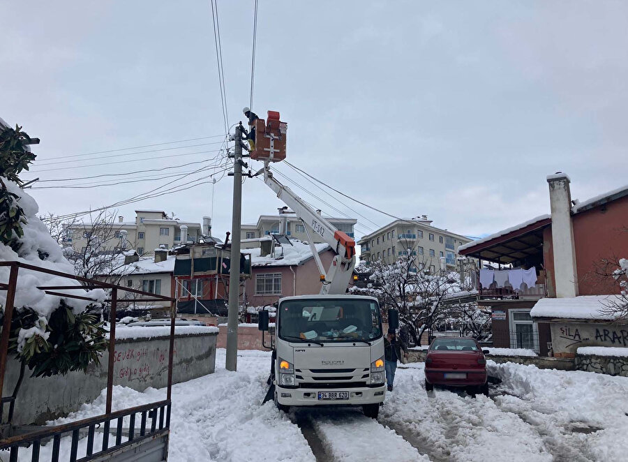 Isparta'da uzun saatler elektrik kesintisi yaşandı