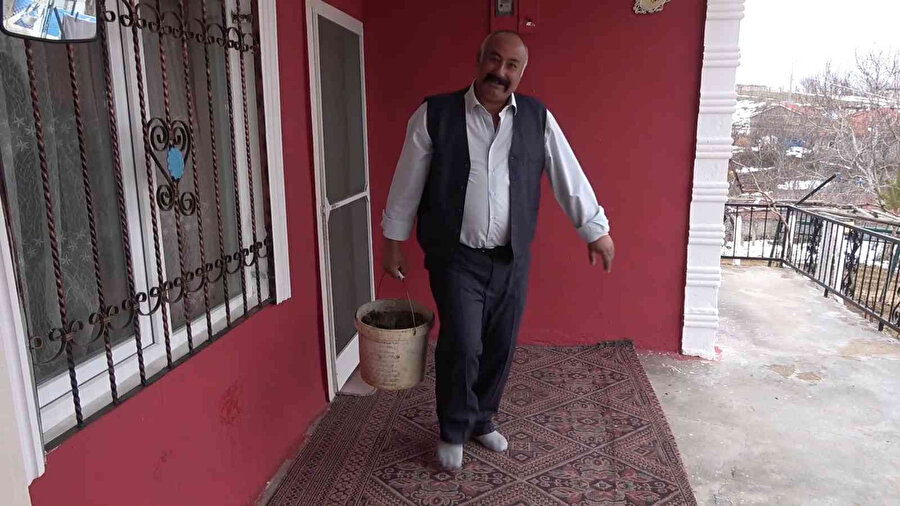 Mantar için çıktığı araziden hayatını değiştirecek bir şey buldu