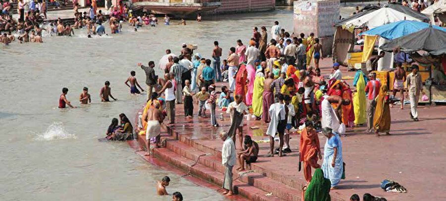 Yağış yetersizliği Hindistan’ın birçok yerinde yakıcı sıcakları daha da artırarak su krizini şiddetlendirdi.