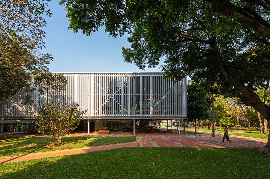 Santa Cruz Kütüphanesi.