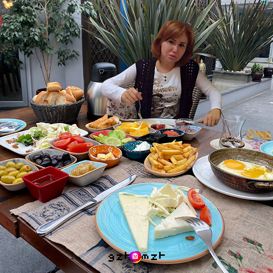 Ceylan parayı bulmuş