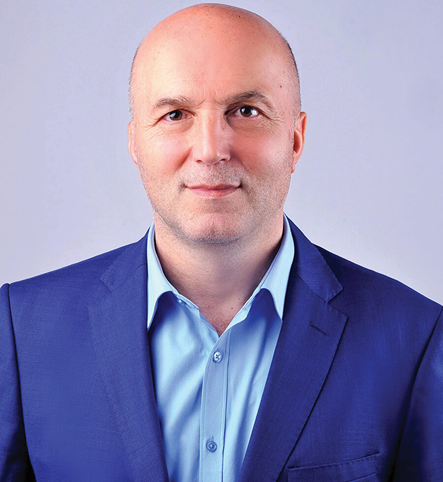 Prof. Dr. Ahmet Ulusoy-Beykent Üniversitesi İ.İ.B.F. İktisat bölümü öğretim üyesi.