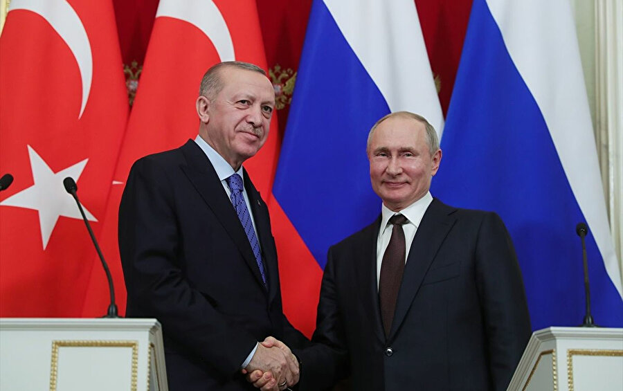 Rusya Devlet Başkanı Vladimir Putin ile Türkiye Cumhurbaşkanı Recep Tayyip Erdoğan bugün bir telefon görüşmesi gerçekleştirecek 