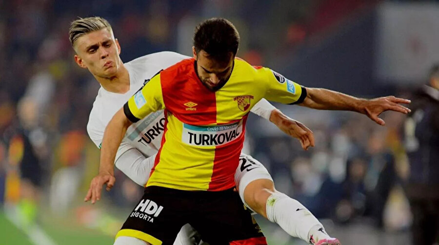 Kazımcan Karataş bu sezon 13 maçta 2 asist yaptı