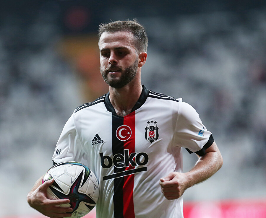 Pjanic, 3 hafta daha yok