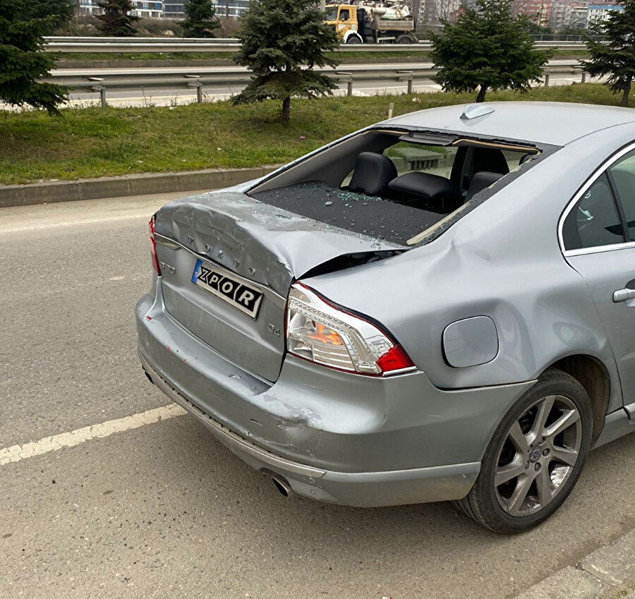 Suleymanov'un hasar gören arabası