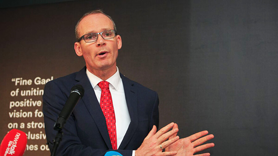 İrlanda Dışişleri Bakanı Simon Coveney