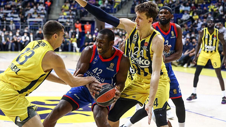 Gülen taraf Anadolu Efes