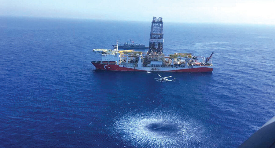 Türk sondaj gemisi Akdeniz'de.