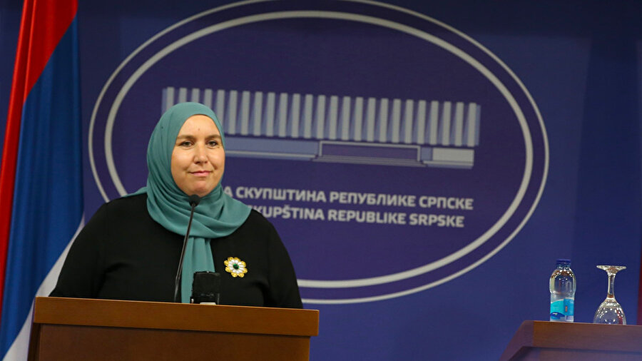 ​Bosna Hersek’in Sırp Cumhuriyeti Entitesi Halk Meclisi Vekili Boşnak asıllı Begija Smajic.