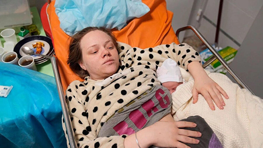 Saldırıda yaralanan anne ve yeni doğan bebeği
