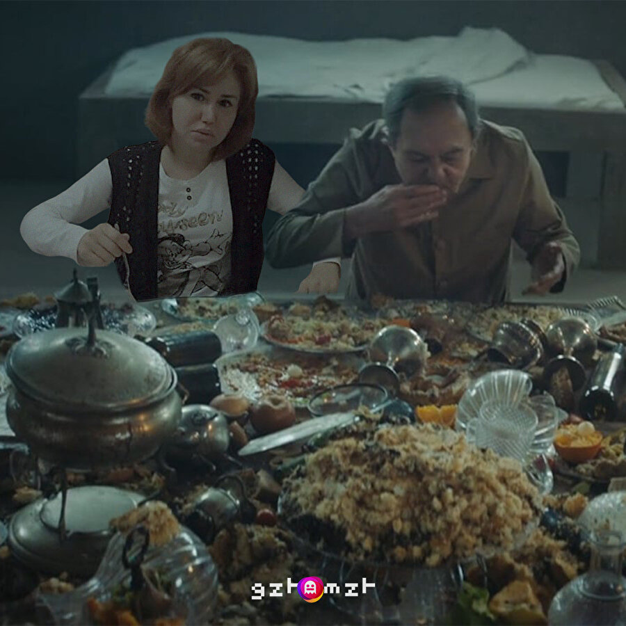 Yabancı ortamda kahvaltı yapıyorum