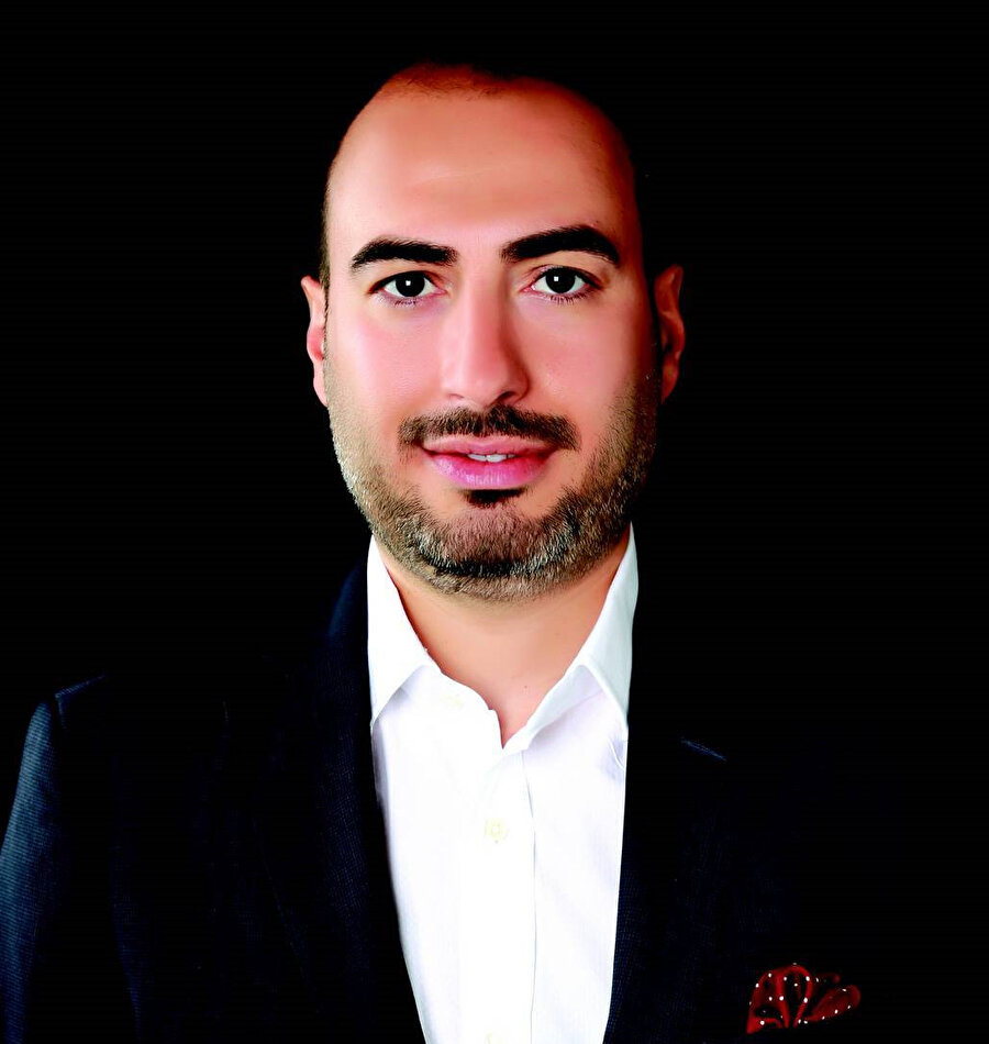 Dr. Mehmet Akif Soysal.