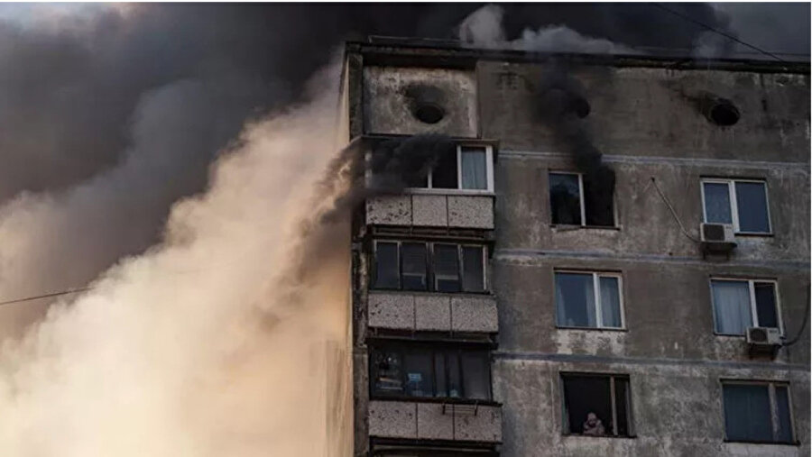 Rusya yerleşim yerlerini bombaladı, üç genç hayatını kaybetti