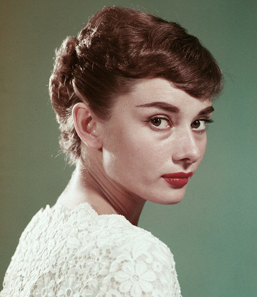 Audrey Hepburn tüm oyunculuk kariyeri boyunca sayısız ödülün sahibi oldu.