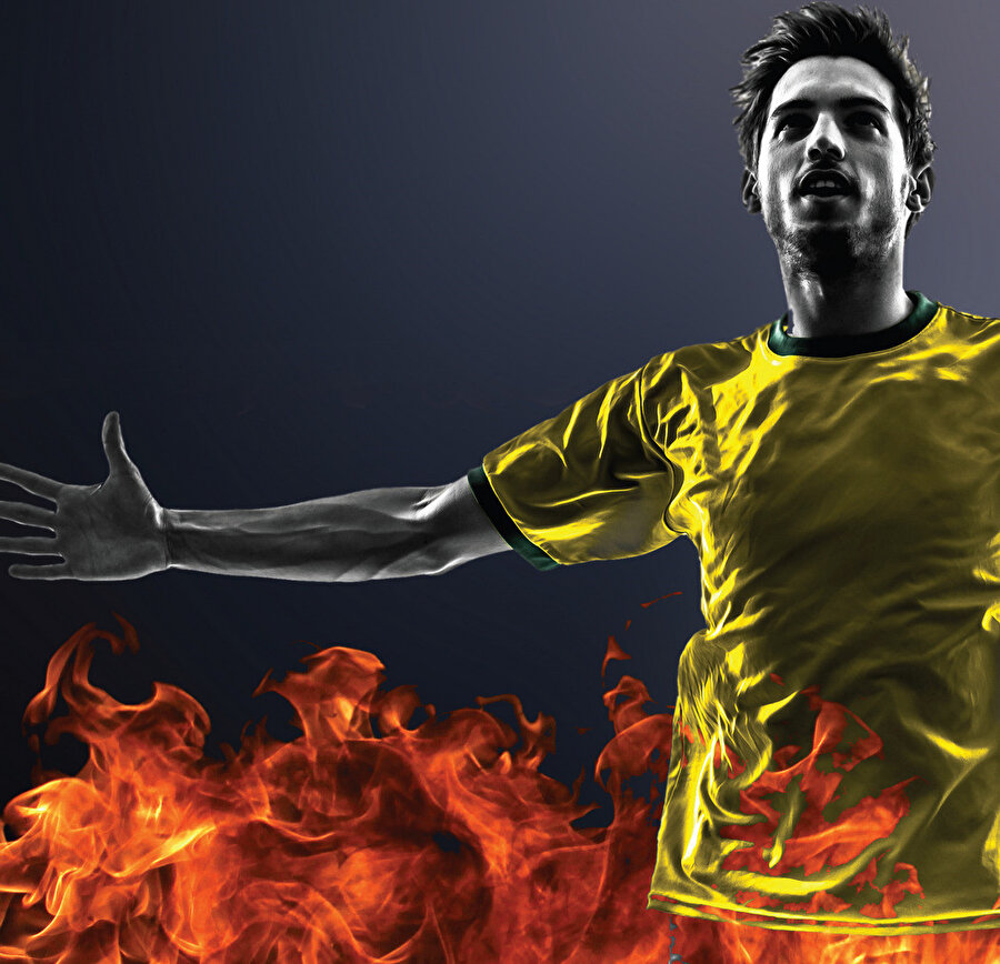 2003/2004 UEFA Şampiyonlar Ligi sezonundan itibaren bakıldığında hem yayın hakları hem de ticari haklarda yükselen bir ivmeden bahsetmek mümkün.