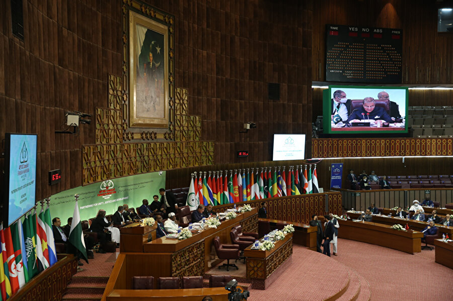 İslam İşbirliği Teşkilatı 48. Dışişleri Bakanları Konseyi Toplantısı kapanış oturumu.