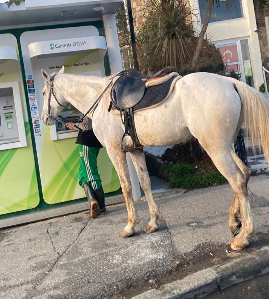​Atı alan EFT'yi geçmiş