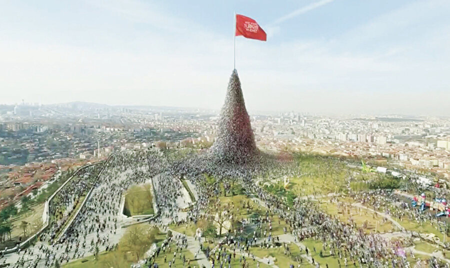 'Büyük prodüksiyonları, müzikleri, İstiklal Marşı ve şiirle (Ey Sevgili) desteklenmiş metinleri, yüksek duygusal enerjileriyle bu reklamlar, benzersiz işler olarak hafızalara kazındı.'