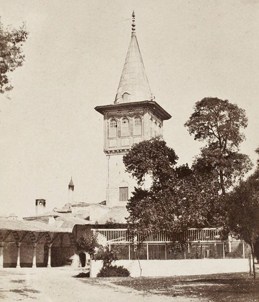 1865 yılında Topkapı Sarayı Adalet Kulesi.