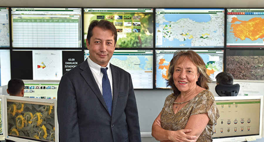 Doç. Dr. Berk Üstündağ ve Meliha Okur.