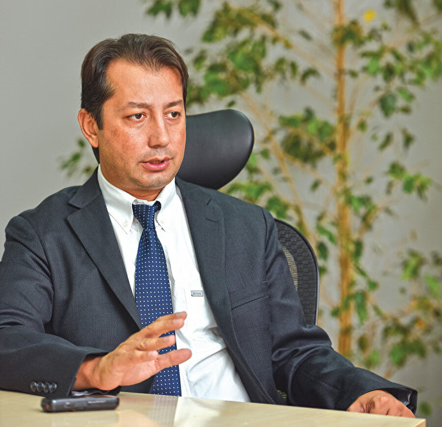 Doç. Dr. Berk Üstündağ.