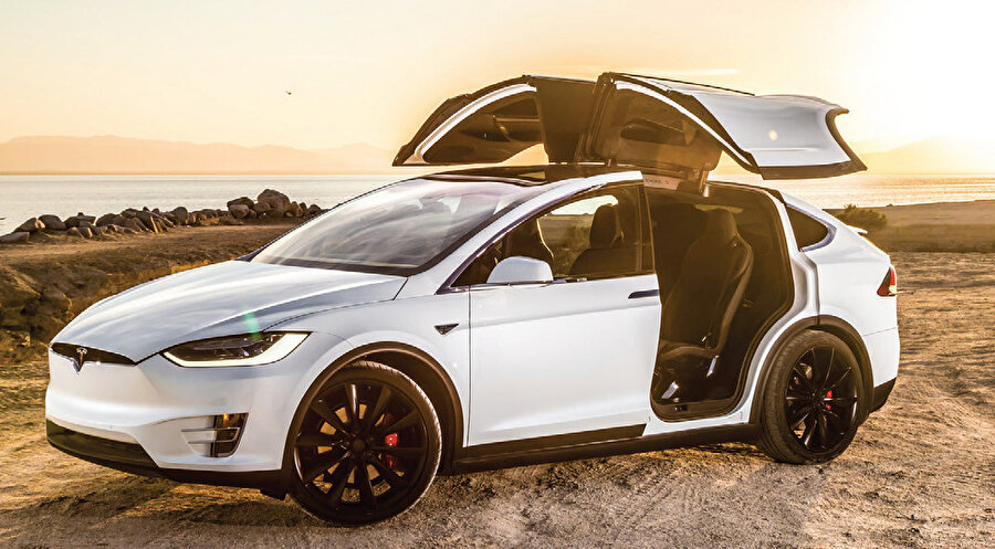 Geçtiğimiz günlerde Tesla CEO’su Elon Musk ‘Gizli Tesla Motors Ana Planı’nın yenilenmiş versiyonunu açıkladı. Plan, Musk’ın Tesla ve SolarCity‘yi birleştirme vizyonunu ortaya koyuyor.