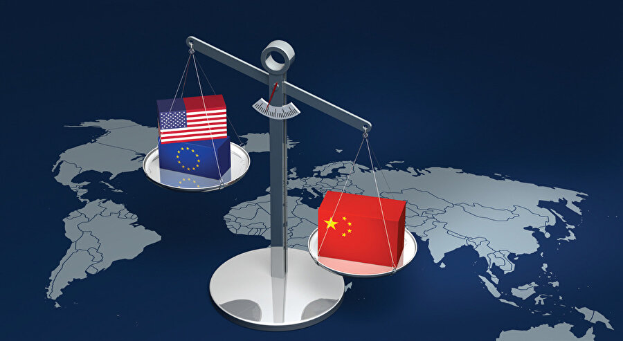 Küresel sistem Batı’dan Doğu’ya, Atlantik’ten, Pasifik’e doğru kayarken, siyasi dengelerde de büyük ve geriye dönülemez ölçüde dönüşümler gerçekleşmeye başladı.