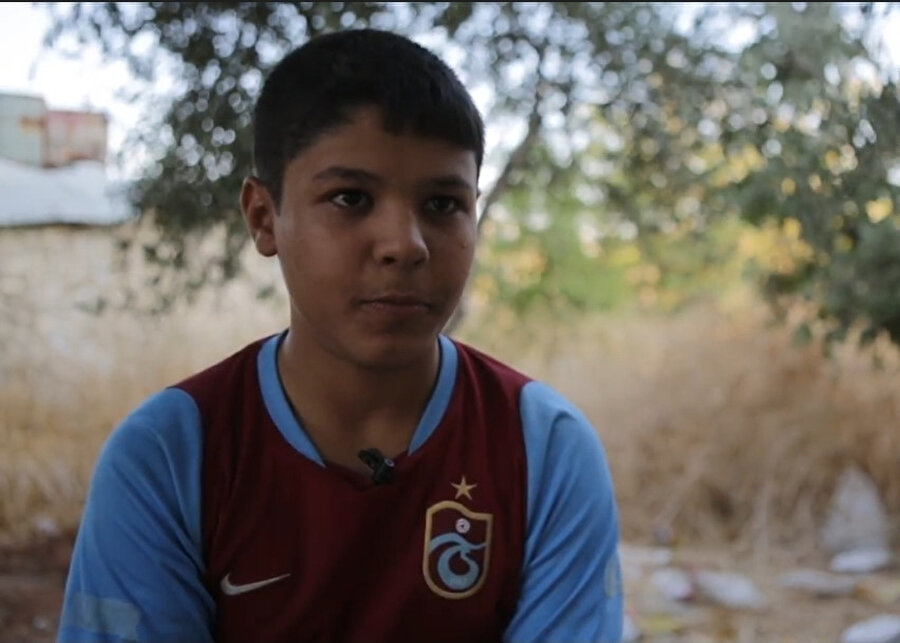 12 yaşındaki İbrahim Hıbbiyye, Esed'siz bir ülkede evine tekrar dönüp yakınlarıyla yeniden bir arada yaşamayı hayal ettiğini söyledi.