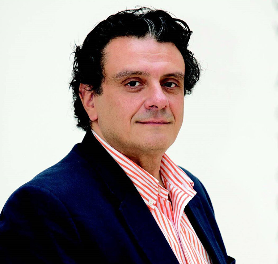 Dimitrios Triantaphyllou-Kadir Has Üniversitesi Uluslararası İlişkiler Bölüm Başkanı.