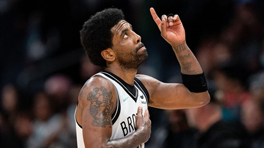 Irving, maçlara oruçlu çıkıyor