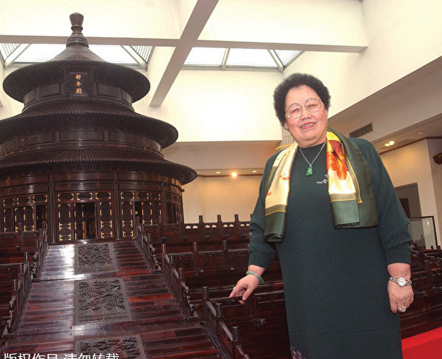 Çin'in en güçlü kadını, gayrimenkul kraliçesi olarak da bilinen 73 yaşındaki Chen Lihua.
