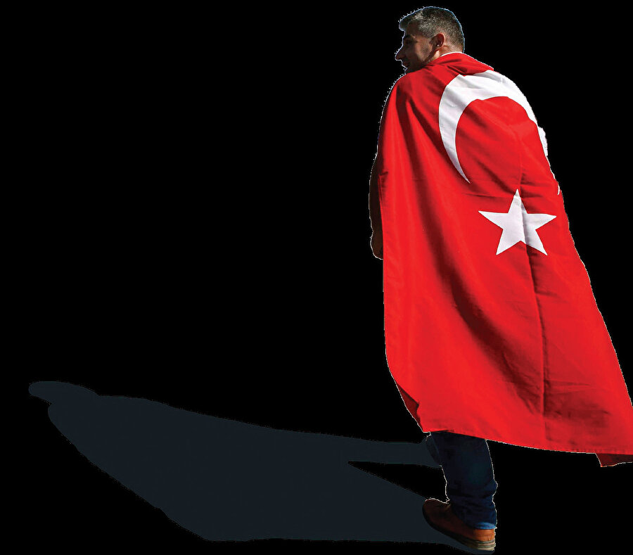 Türkiye'nin belli bir zamandır; çok yönlü, çok katmanlı, çok beslemeli, çokça saldırıya uğramasının anlamı var bu anlam iyi anlatıldığında zaten faili/failleri işaret ediyor.