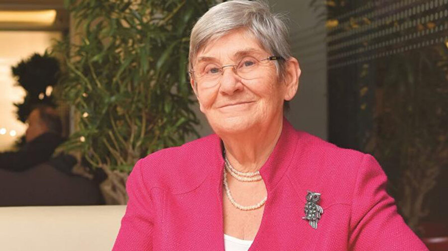 Prof. Dr. Canan Karatay, sigarayı bıraktıracak formülü açıkladı