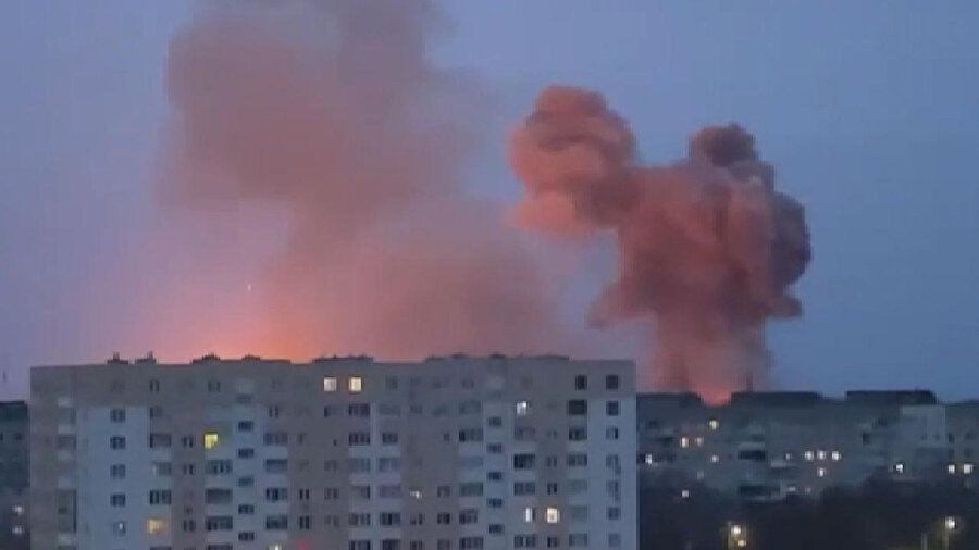 Dnipropetrovsk ve batıdaki Lviv bölgelerinde patlamalar meydana geldi