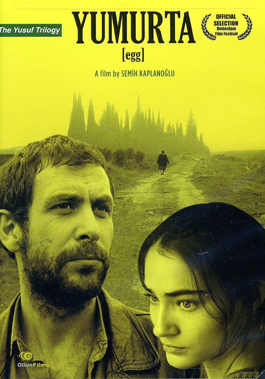 Semih Kaplanoğlu, Anadolu-taşra üçlemesi olarak tasarladığı Yusuf Üçlemesi’ni “Bu aynı zamanda bir anne-oğul ilişkisinin son günlerinden ilk günlerine uzanan arkeolojik bir kazı çalışması” diye tanımlıyor.