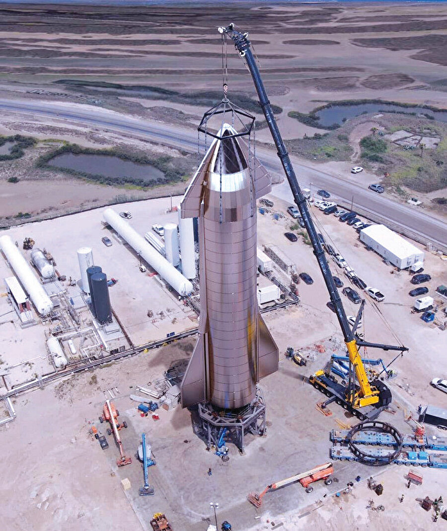 Musk’ın en büyük hayali olan Mars’a koloni kurulması yolunda Starship büyük öneme sahip.