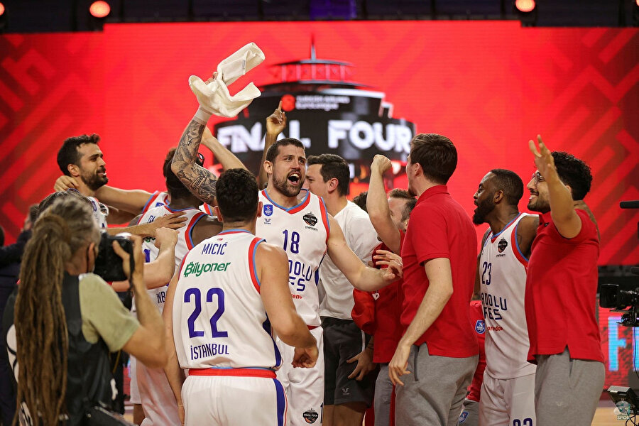 Anadolu Efes, Play-off mücadelesine hazır