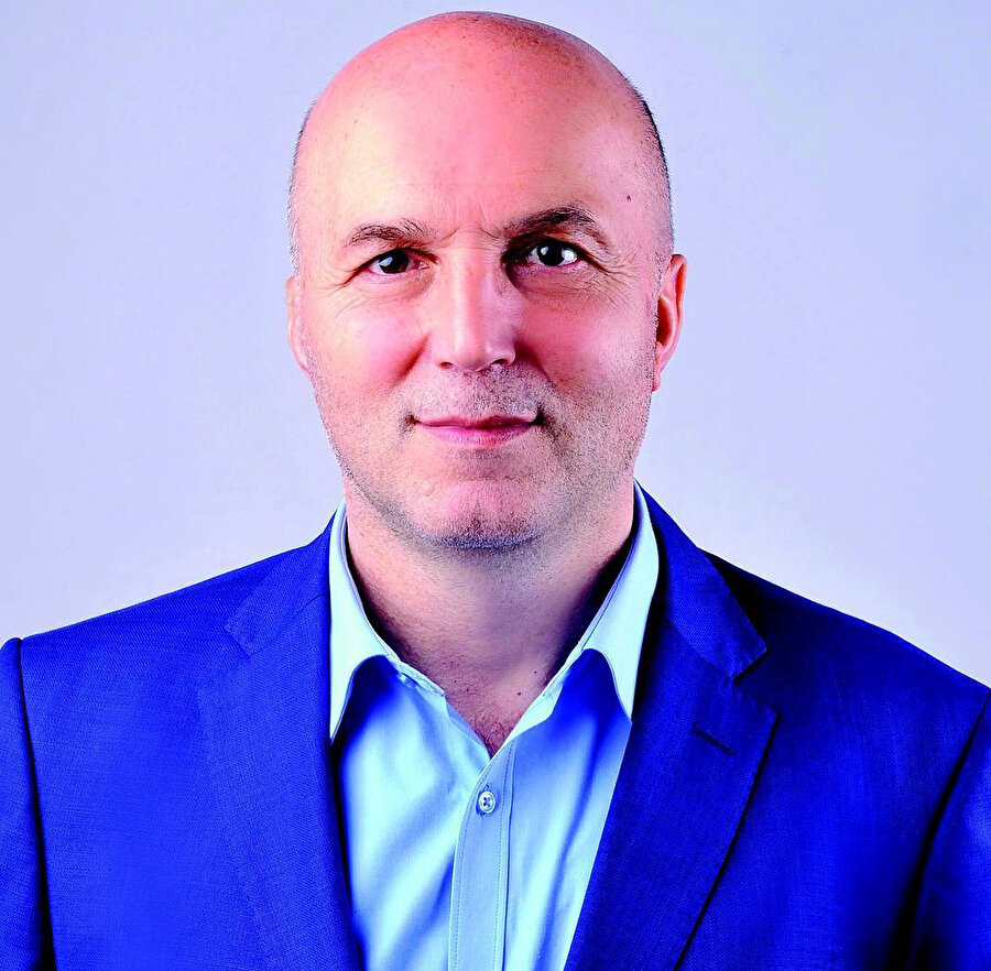 Prof. Dr. Ahmet Ulusoy.
